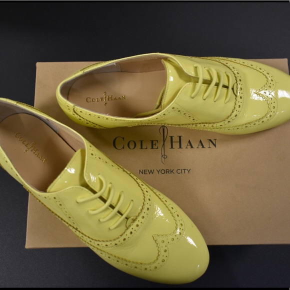 Cole Haan Shoes - 🌼COLE HAAN OXFORDS🌼